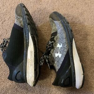 Under armor shoe size 8.5
